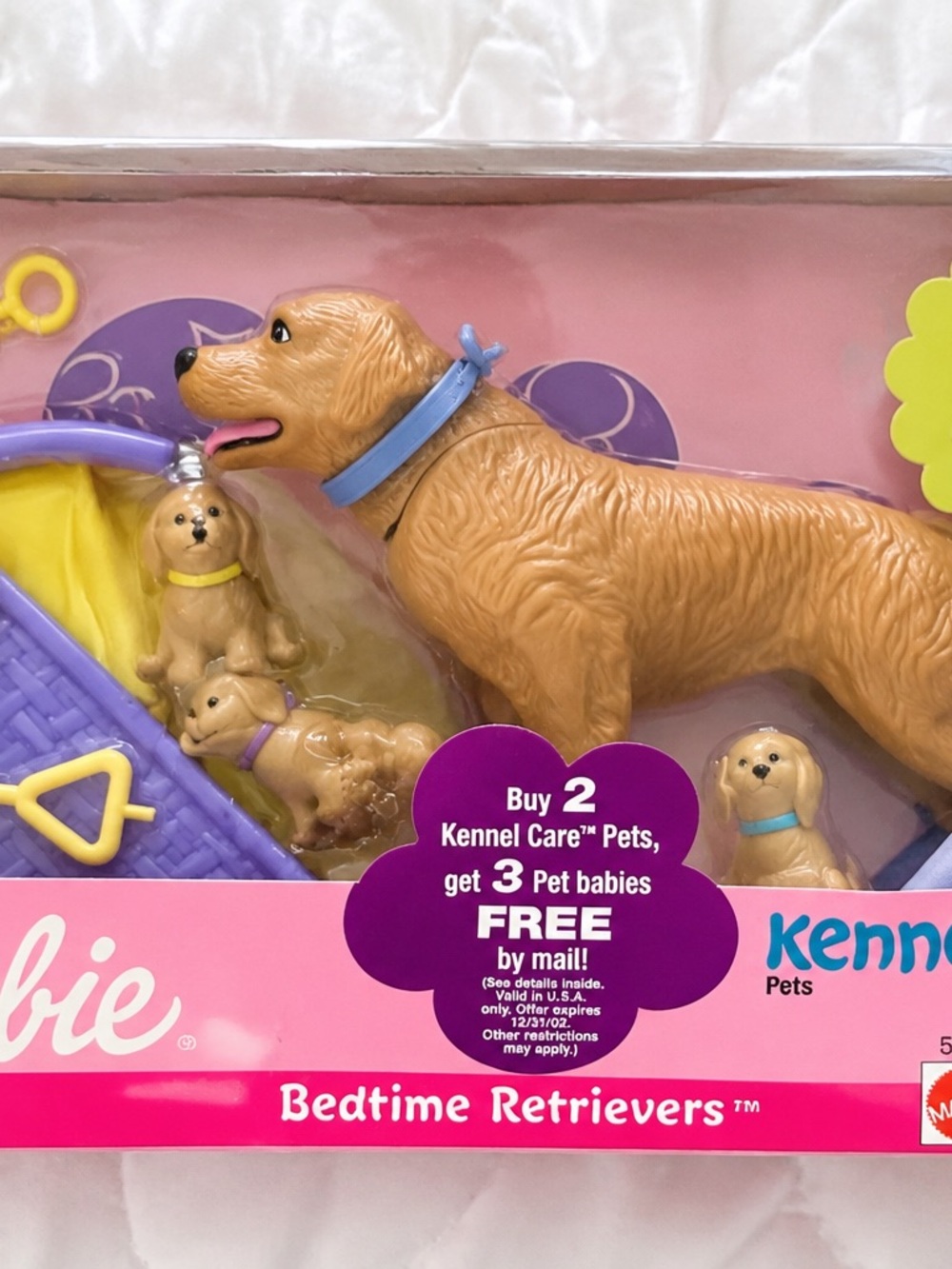 2001 Barbie Bedtime Retrievers Playset – Tan Dogs with Blue and Purple Collars